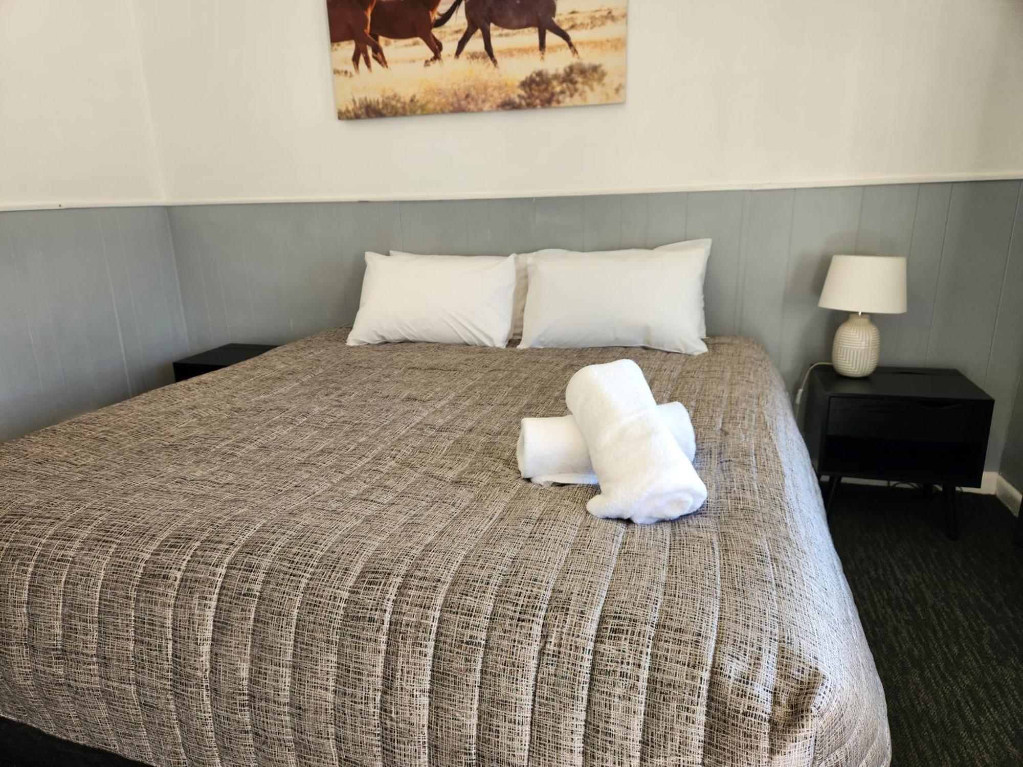 Calder Family Motel Bendigo Kültér fotó