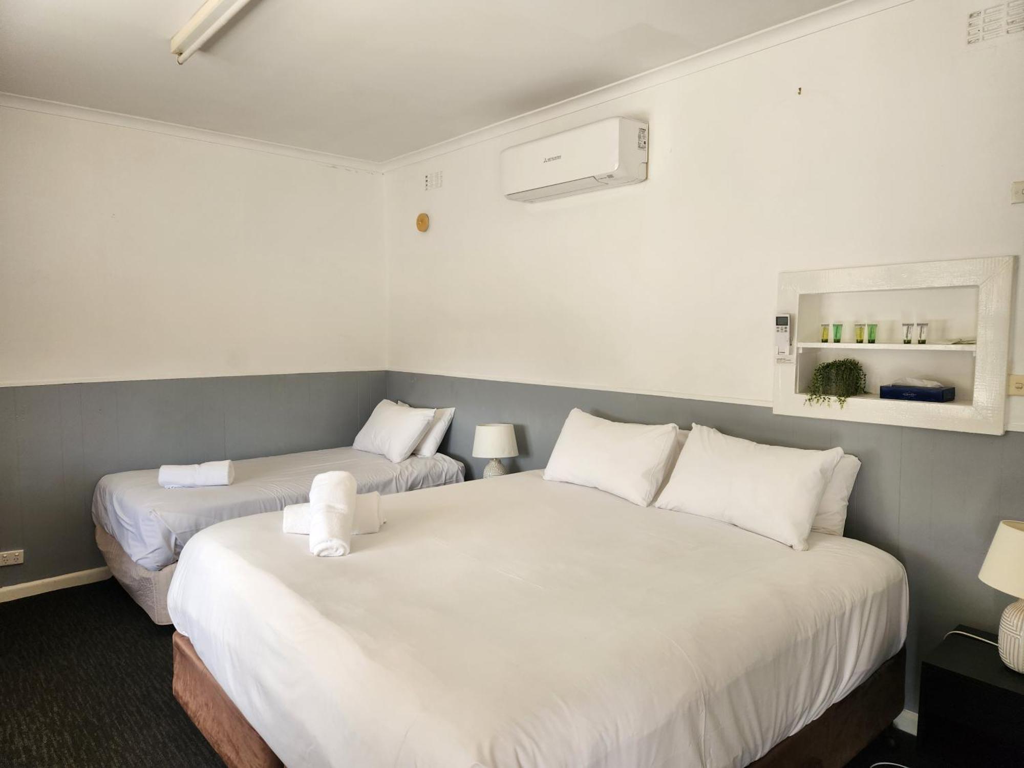 Calder Family Motel Bendigo Kültér fotó