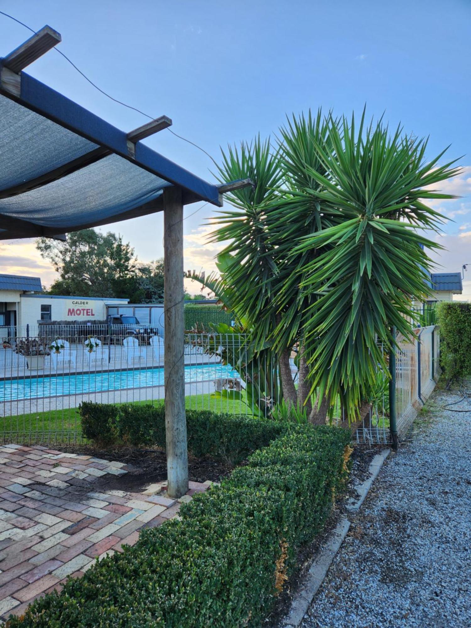 Calder Family Motel Bendigo Kültér fotó